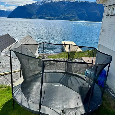 Live Right By The Sognefjord * Согндал