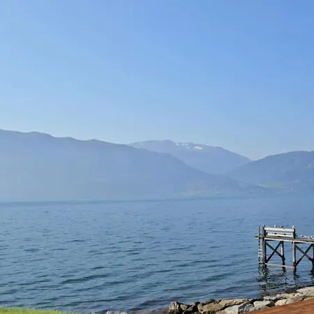 Apartment Live Right By The Sognefjord Sogndal
